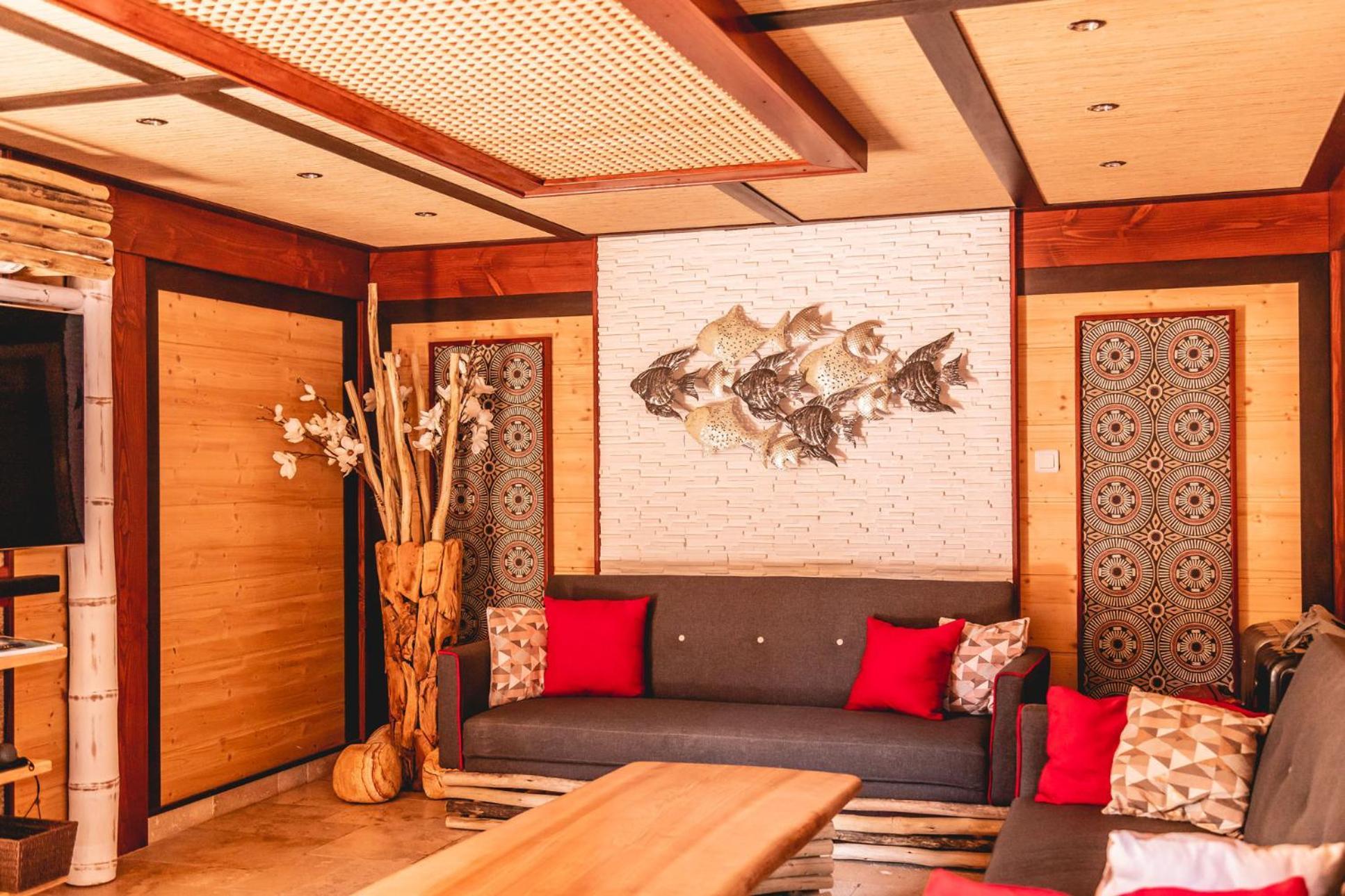 Toison D'Or Hotel รามาตูแอล ห้อง รูปภาพ Interior of a private suite