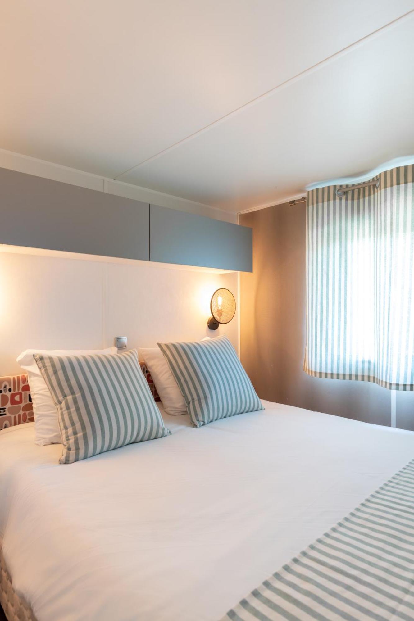 Toison D'Or Hotel รามาตูแอล ภายนอก รูปภาพ